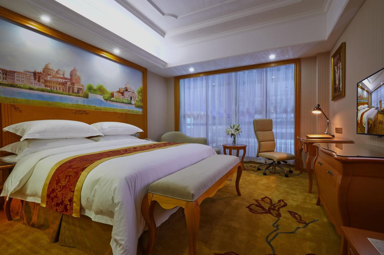 Venus International Hotel Shanghai South Shenjiang Road Dış mekan fotoğraf